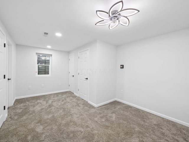 4691 Houston Pond Drive, Powell, OH 43065