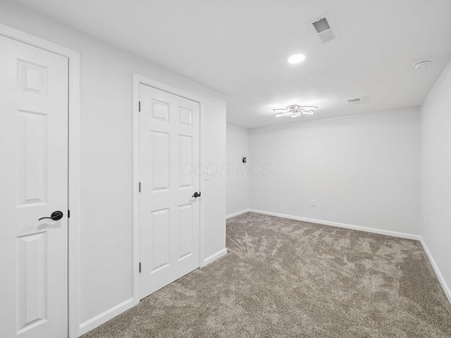4691 Houston Pond Drive, Powell, OH 43065