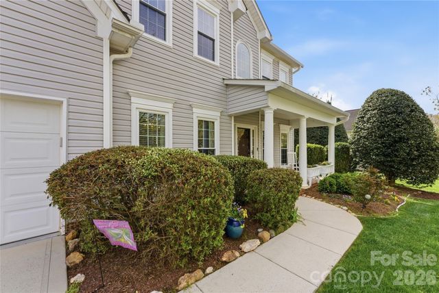 7719 Woodcrest Drive, Stanley, NC 28164