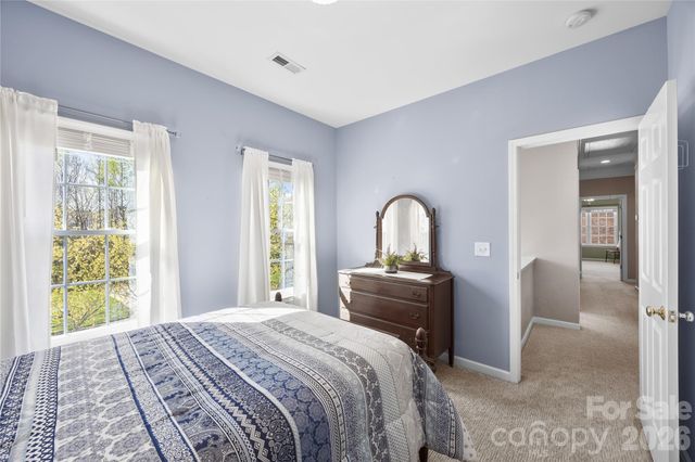 7719 Woodcrest Drive, Stanley, NC 28164