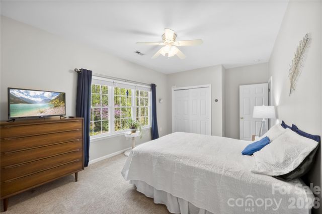 7719 Woodcrest Drive, Stanley, NC 28164