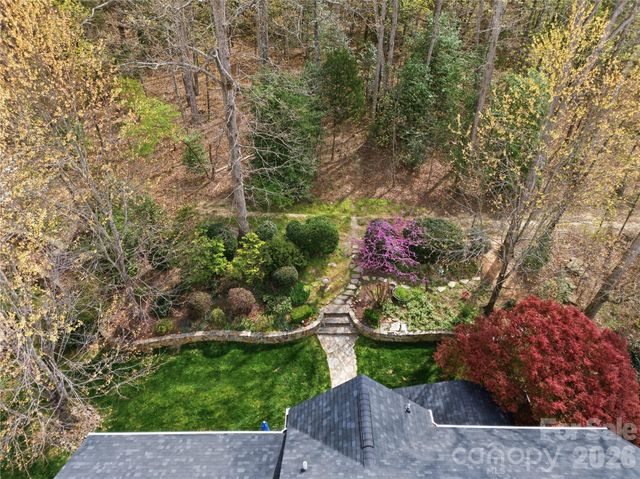 7719 Woodcrest Drive, Stanley, NC 28164