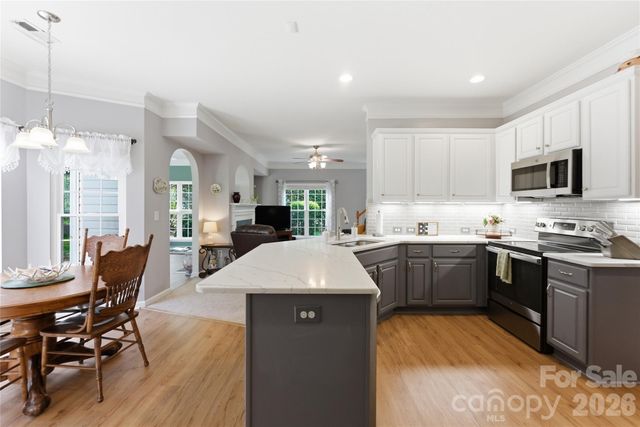 7719 Woodcrest Drive, Stanley, NC 28164