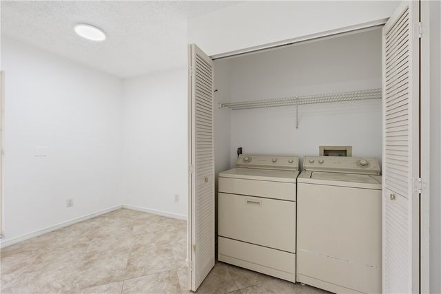 870 Lake Orchid Circle 108, Vero Beach, FL 32962