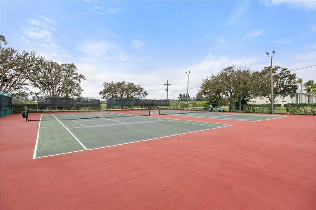 870 Lake Orchid Circle 108, Vero Beach, FL 32962