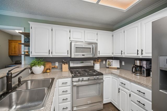 709 W 36th Street, Sand Springs, OK 74063
