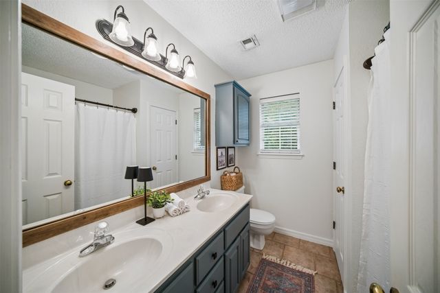 709 W 36th Street, Sand Springs, OK 74063