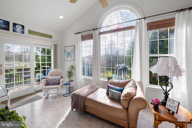 171 CANDLEWYCK DR, Avondale, PA 19311