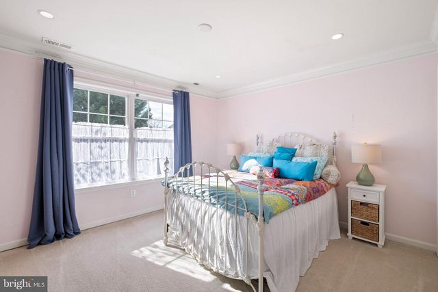 171 CANDLEWYCK DR, Avondale, PA 19311