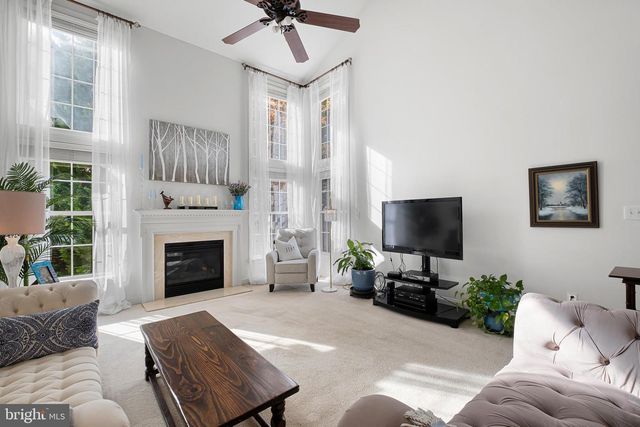 171 CANDLEWYCK DR, Avondale, PA 19311