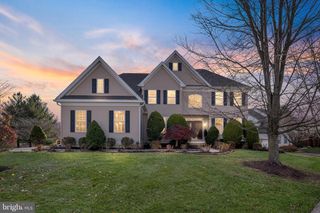 171 CANDLEWYCK DR, Avondale, PA 19311