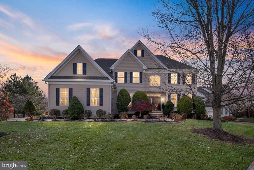 171 CANDLEWYCK DR, Avondale, PA 19311