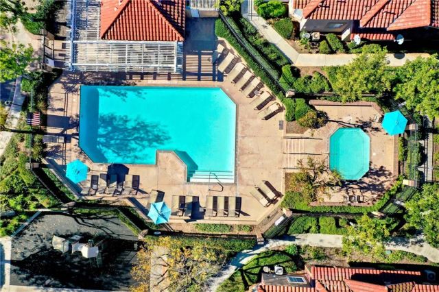 15 Via Hermosa, Rancho Santa Margarita, CA 92688