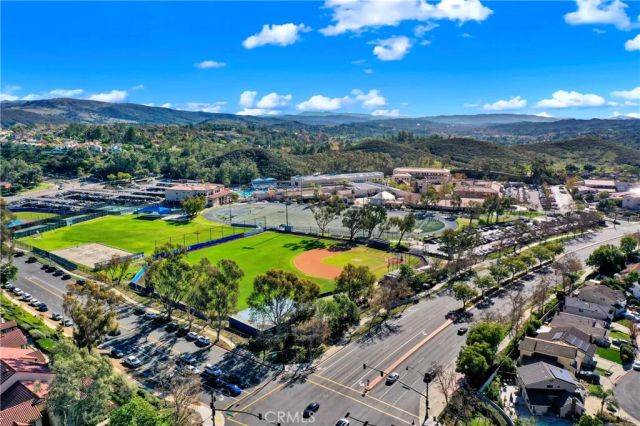 15 Via Hermosa, Rancho Santa Margarita, CA 92688