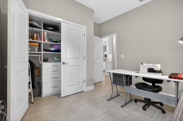 99 Patric Dr, Palm Coast, FL 32164