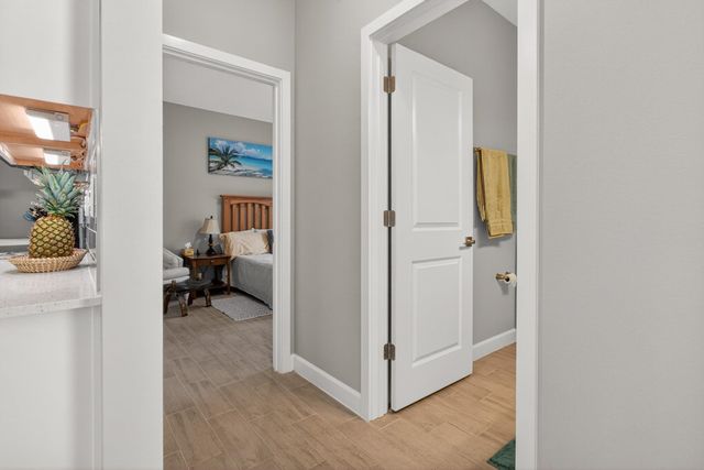 99 Patric Dr, Palm Coast, FL 32164