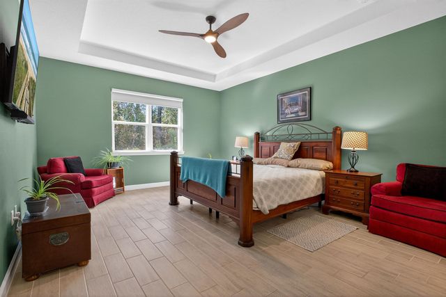 99 Patric Dr, Palm Coast, FL 32164