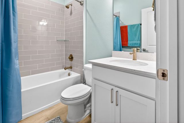 99 Patric Dr, Palm Coast, FL 32164