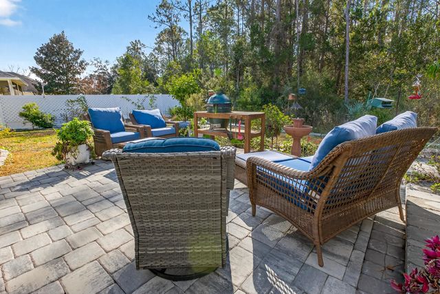 99 Patric Dr, Palm Coast, FL 32164