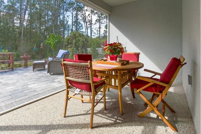 99 Patric Dr, Palm Coast, FL 32164