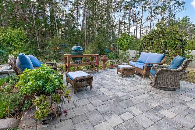 99 Patric Dr, Palm Coast, FL 32164