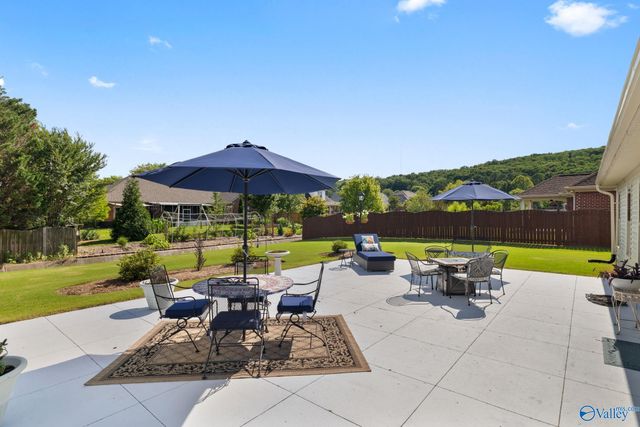 6735 Mceachern Lane SE, Owens Cross Roads, AL 35763