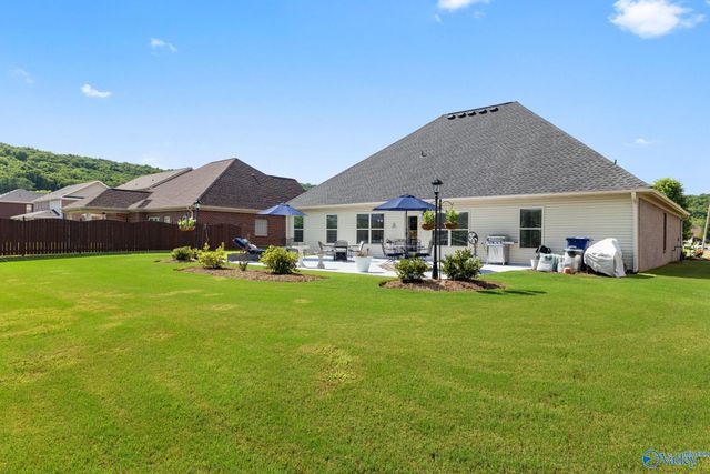 6735 Mceachern Lane SE, Owens Cross Roads, AL 35763