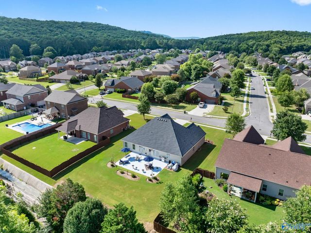 6735 Mceachern Lane SE, Owens Cross Roads, AL 35763