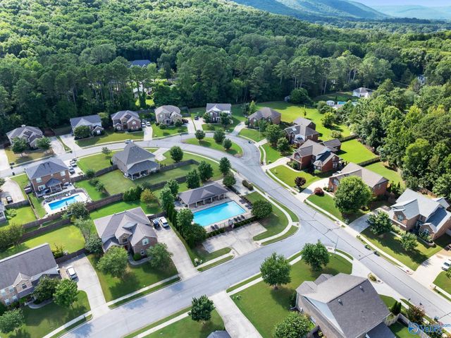 6735 Mceachern Lane SE, Owens Cross Roads, AL 35763