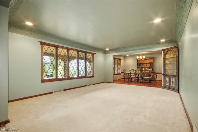 8243 N Lima Road, Poland, OH 44514
