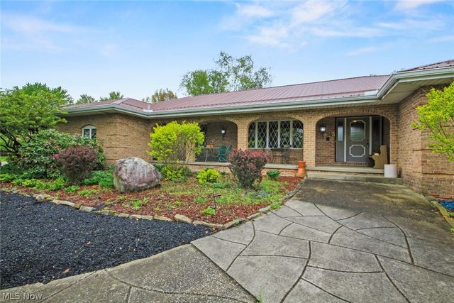 8243 N Lima Road, Poland, OH 44514