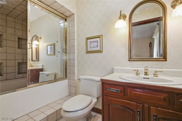 8243 N Lima Road, Poland, OH 44514