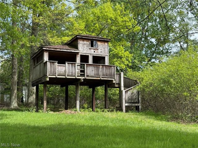 8243 N Lima Road, Poland, OH 44514