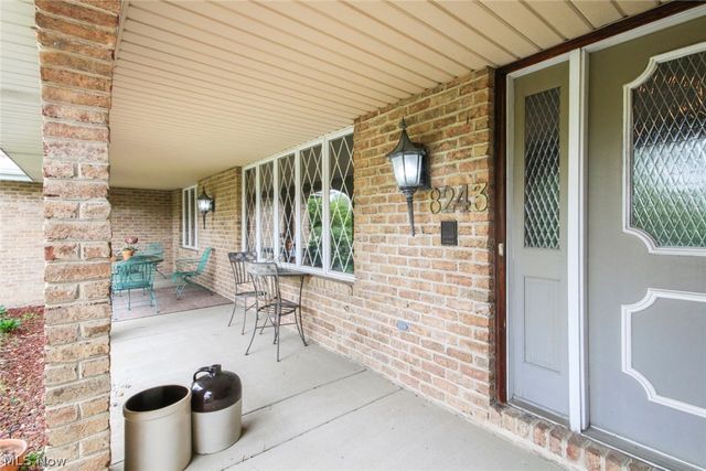 8243 N Lima Road, Poland, OH 44514