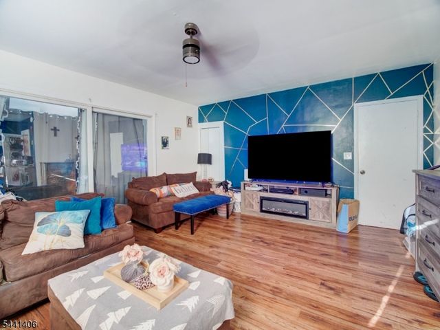 434 Long Ave, Hillside Twp., NJ 07205
