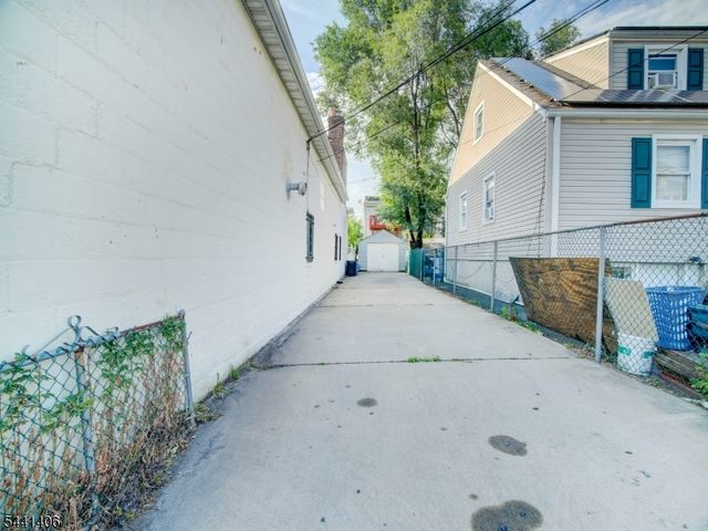 434 Long Ave, Hillside Twp., NJ 07205