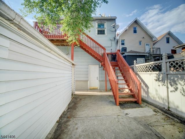 434 Long Ave, Hillside Twp., NJ 07205