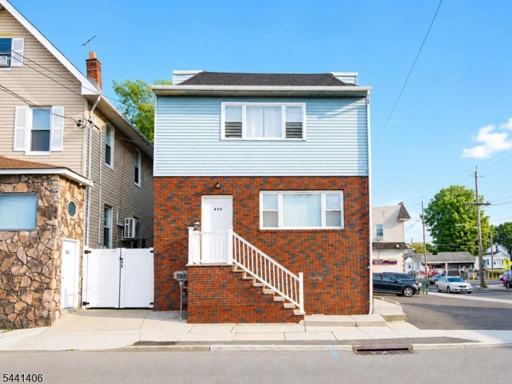 434 Long Ave, Hillside Twp., NJ 07205