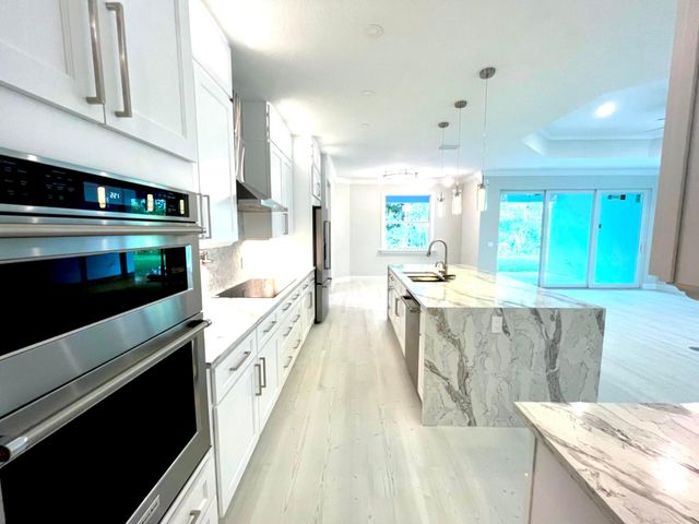 4175 Amelia Plantation Court, Vero Beach, FL 32967