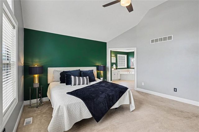 417 S Lakeshore Drive, Raymore, MO 64083