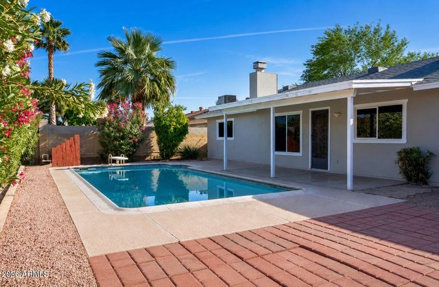 2433 S Evergreen Road, Tempe, AZ 85282