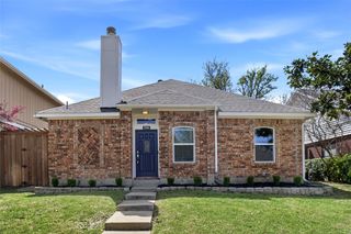 2206 Arbor Creek Drive, Carrollton, TX 75010
