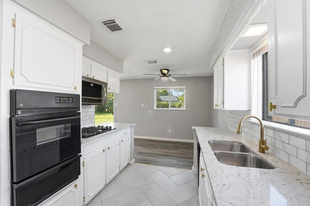 6502 Leedale Street, Houston, TX 77016