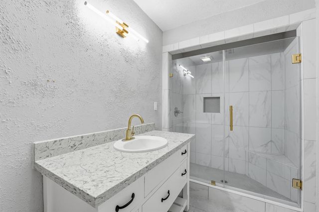 6502 Leedale Street, Houston, TX 77016