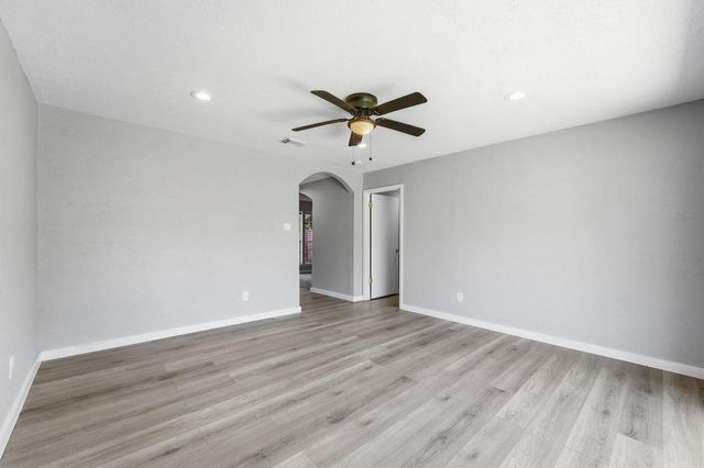 6502 Leedale Street, Houston, TX 77016