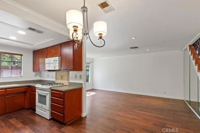 1001 N Monterey C, Alhambra, CA 91801
