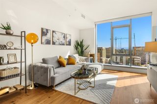800 Columbia Street #2607, Seattle, WA 98104
