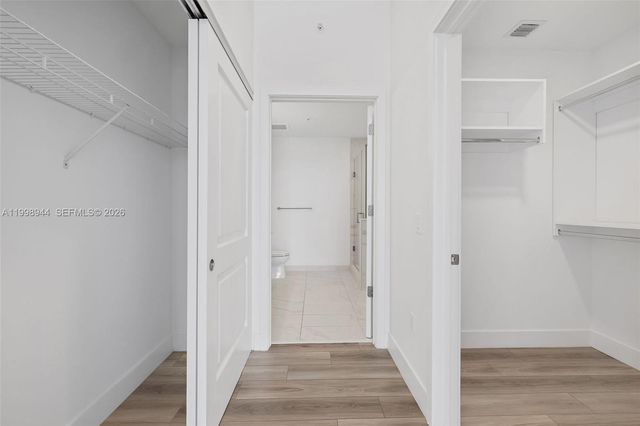 101 Diplomat Pkwy 1409, Hallandale Beach, FL 33009