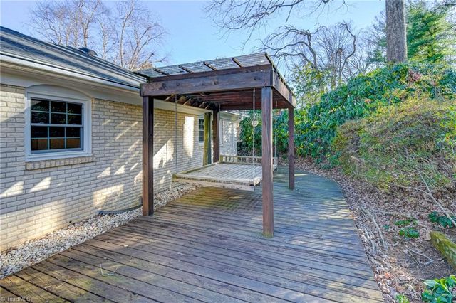 1140 Chester Road, Winston-salem, NC 27104