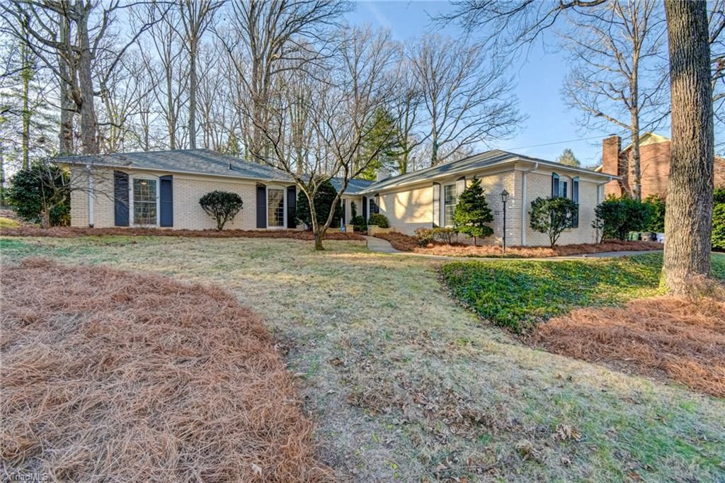 1140 Chester Road, Winston-salem, NC 27104